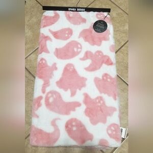 Spooky Nights Pink Ghosts 50 x 60 Inch Decorative Throw Blanket